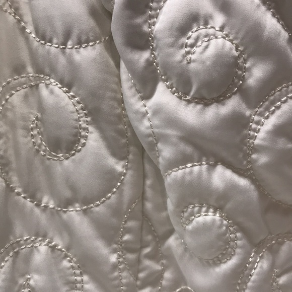 Christopher & Banks Ivory Quilted Zipper Vest P/S - Picture 6 of 12